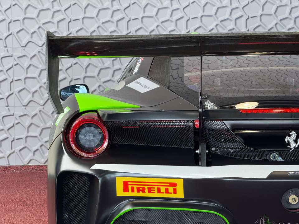 Ferrari 488 - Imagem 10