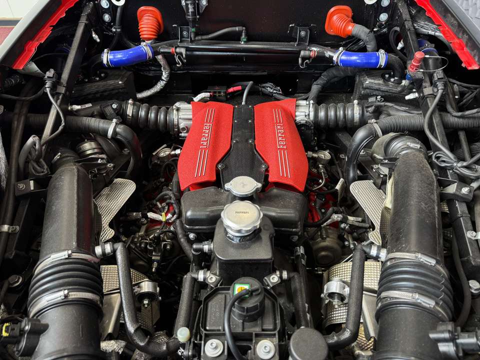 Ferrari 488 - Imagem 14