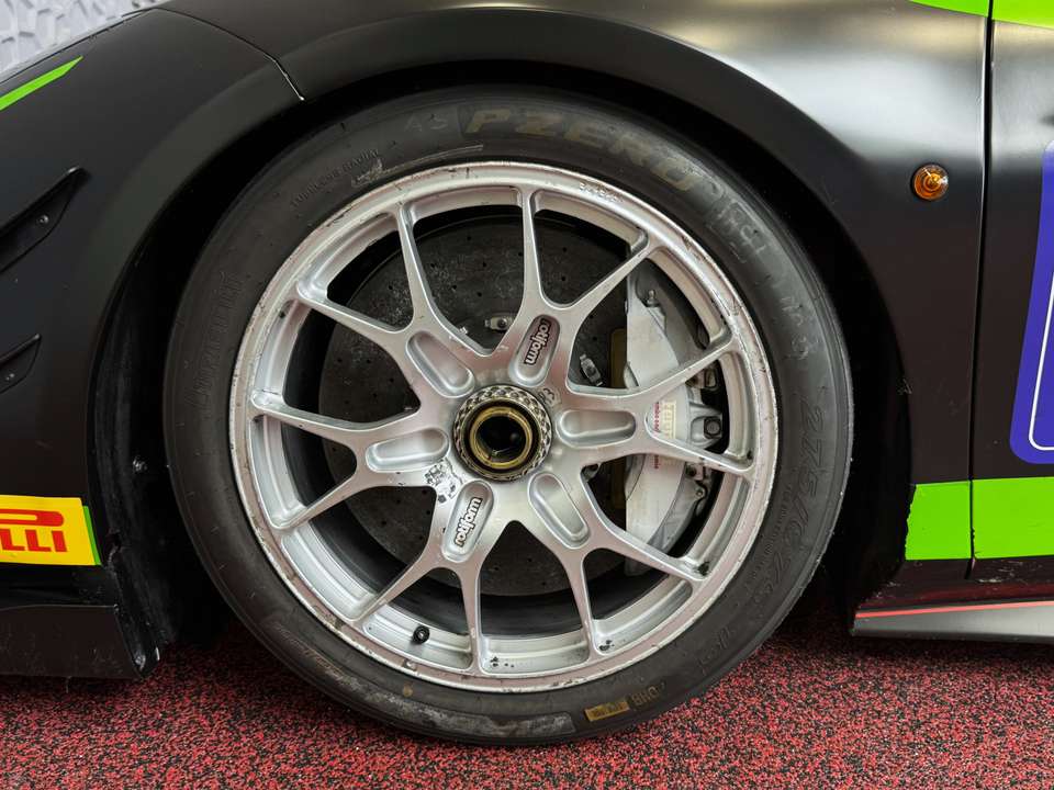 Ferrari 488 - Imagem 17
