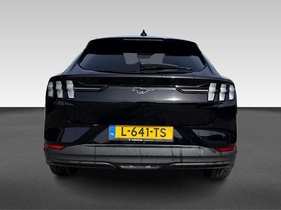 Ford Mustang Mach-E - Imagem 10