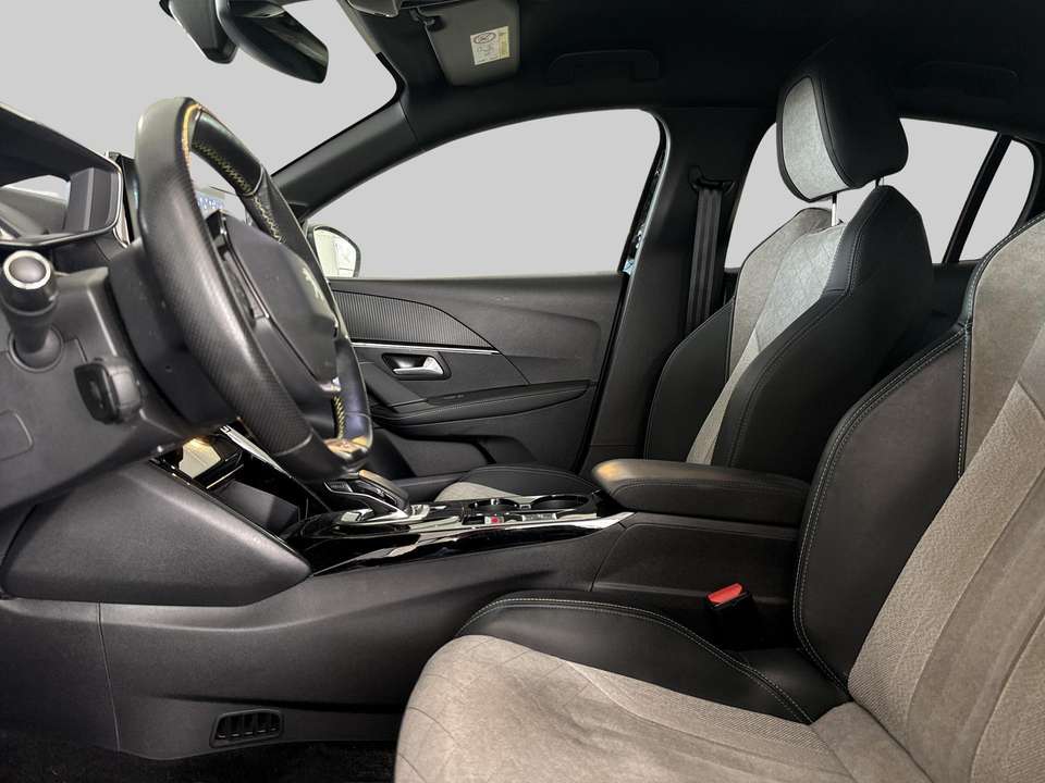 Peugeot e-208 - Imagem 12