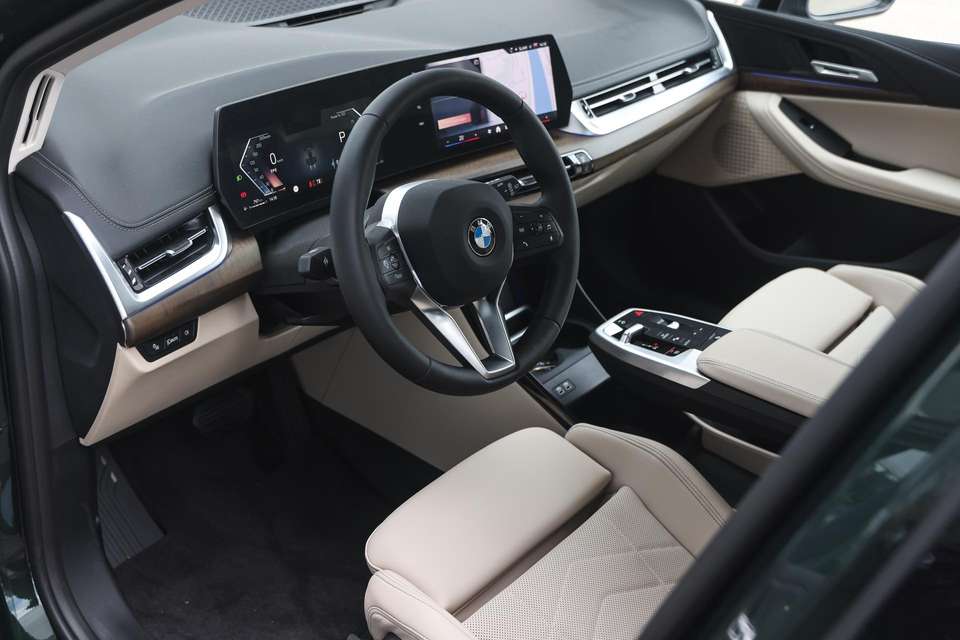 BMW 218 - Imagem 9