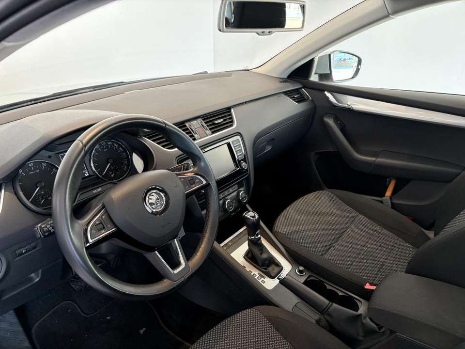 Skoda Octavia - Imagem 3