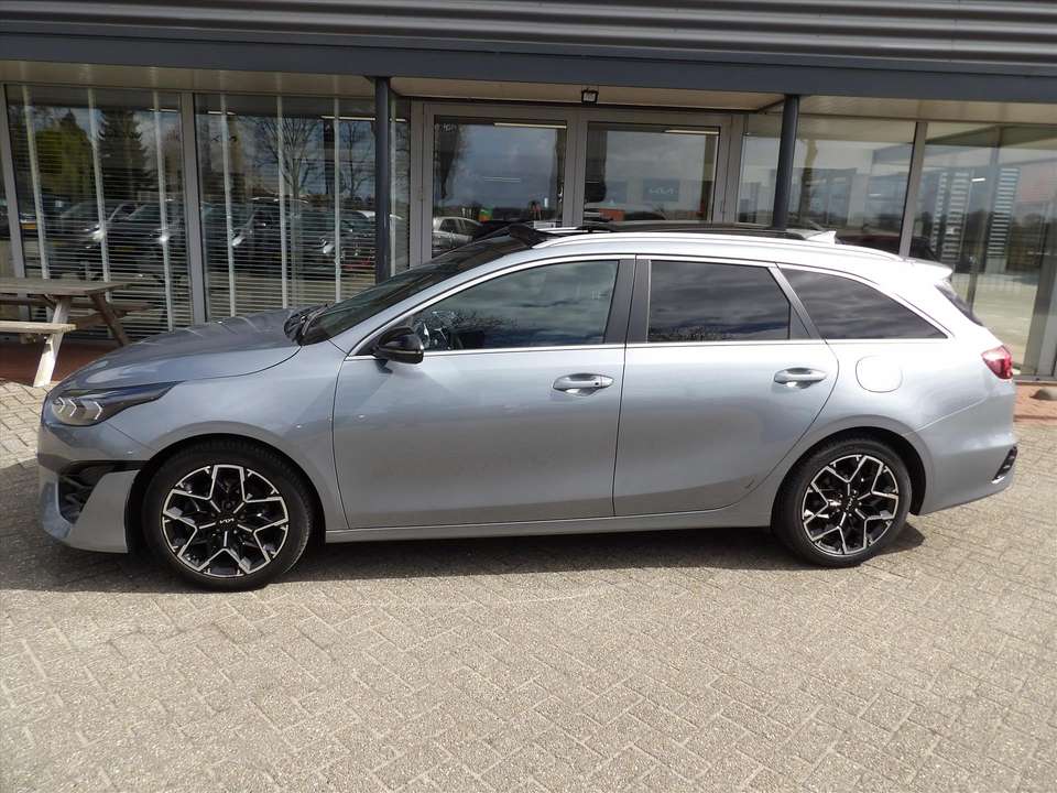 Kia Ceed SW / cee'd SW - Imagem 2