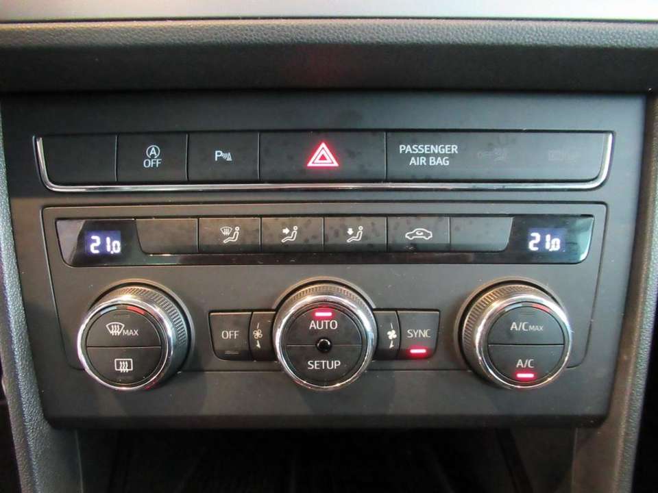 SEAT Leon - Imagem 20