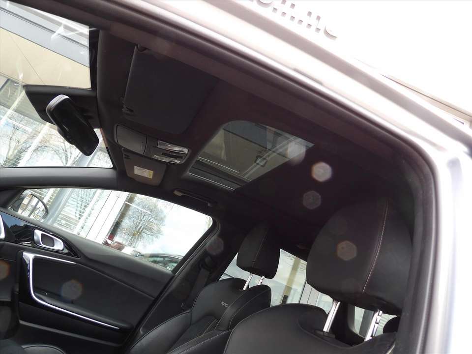 Kia Ceed SW / cee'd SW - Imagem 6