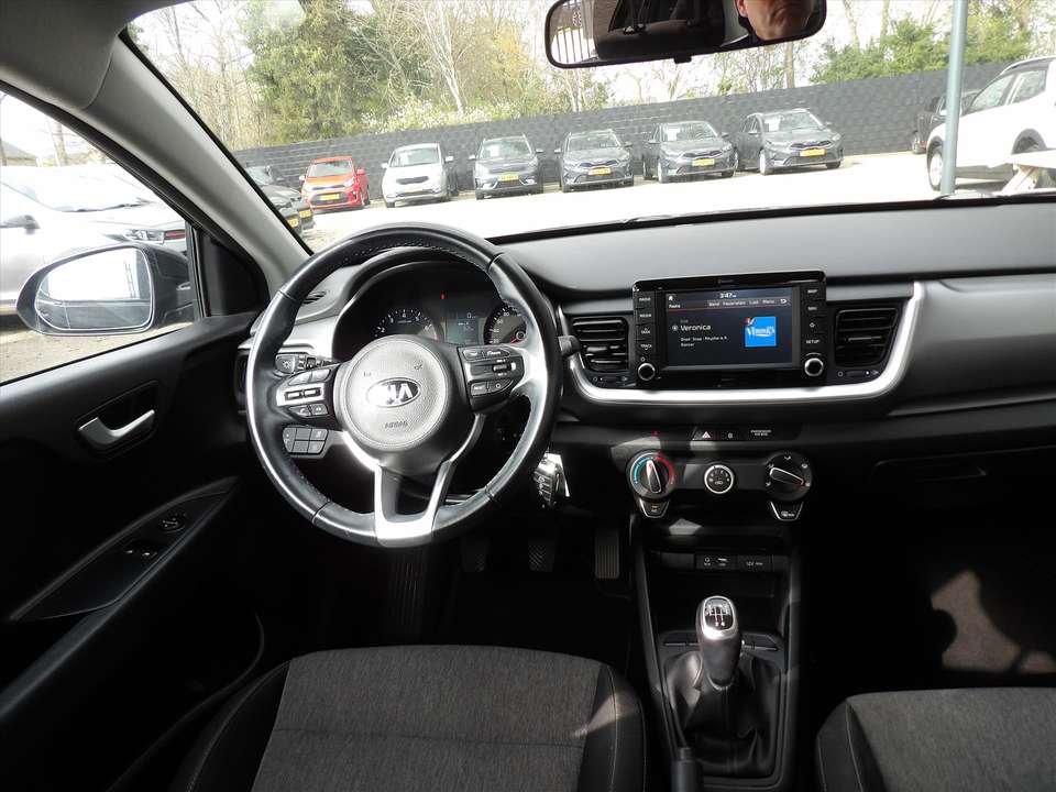 Kia Stonic - Imagem 11