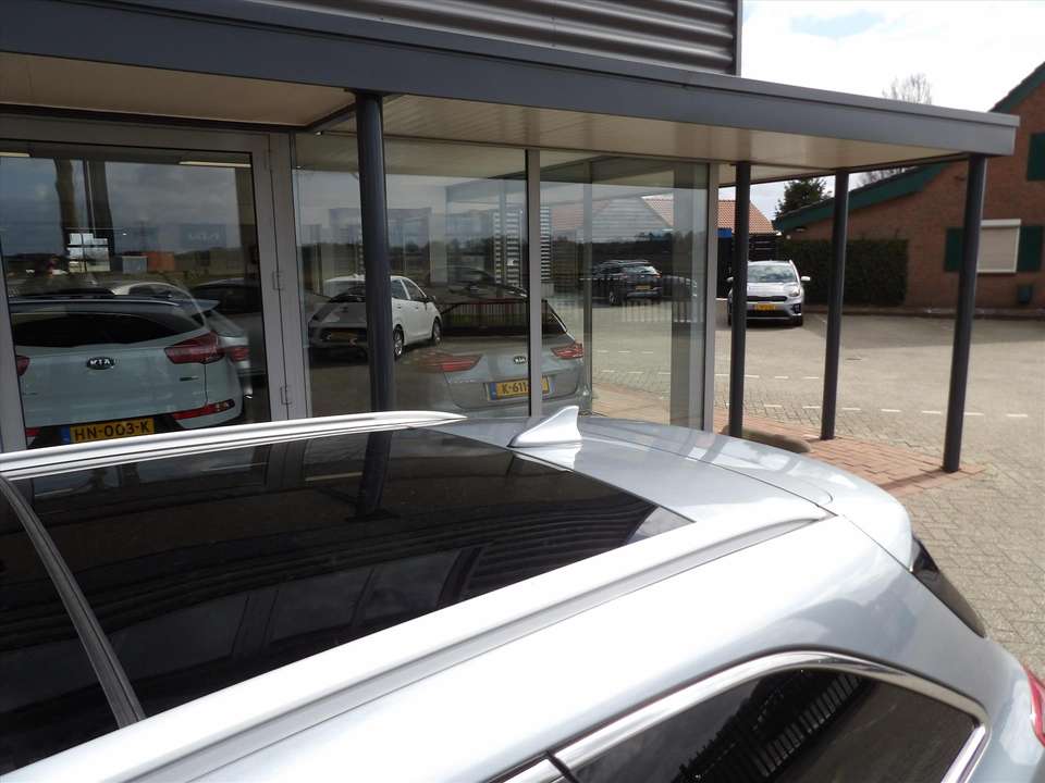 Kia Ceed SW / cee'd SW - Imagem 13