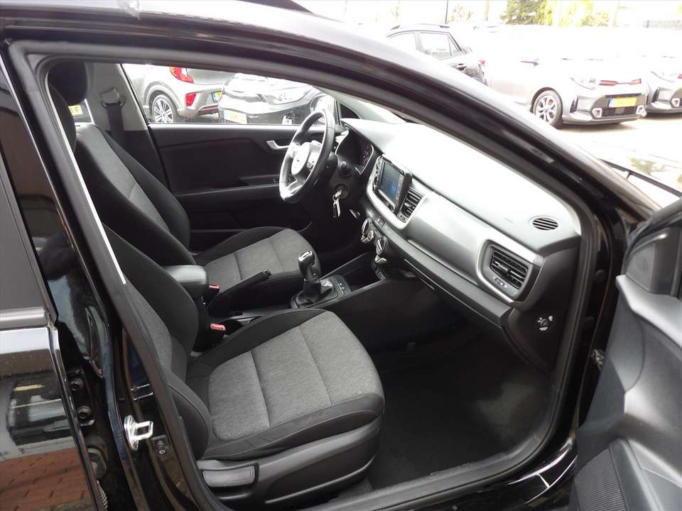 Kia Stonic - Imagem 14