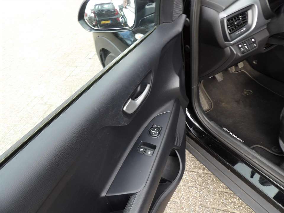 Kia Stonic - Imagem 16