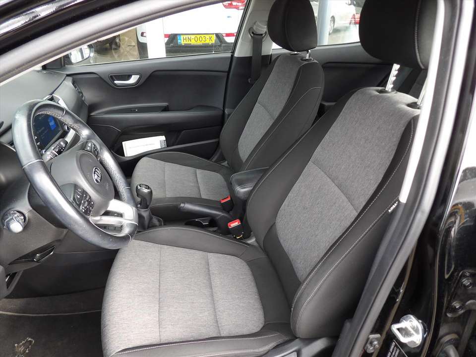 Kia Stonic - Imagem 17