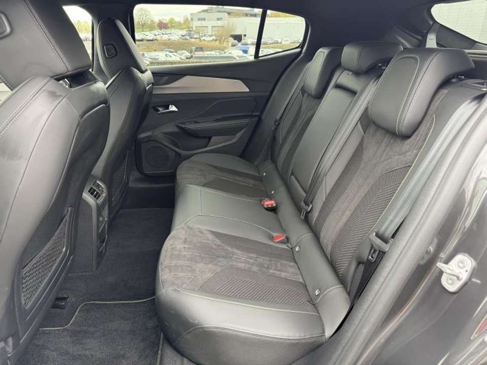 Peugeot 408 - Imagem 10