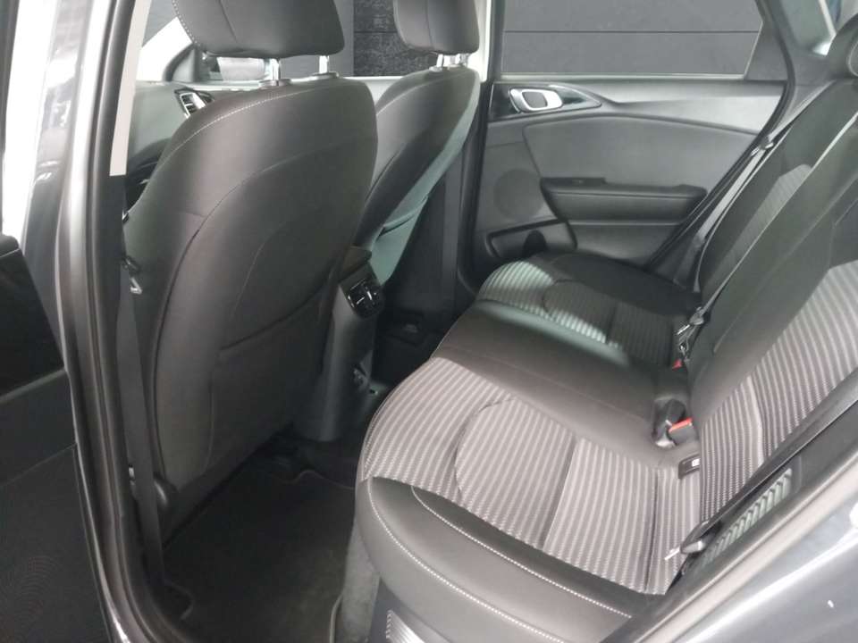 Kia Ceed SW / cee'd SW - Imagem 9
