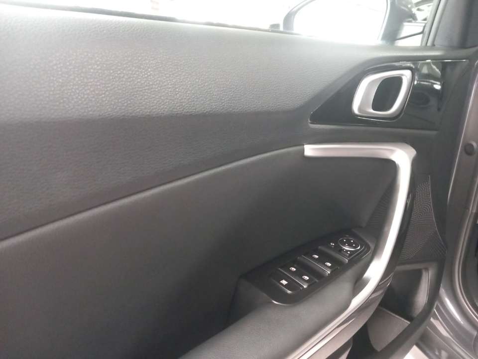 Kia Ceed SW / cee'd SW - Imagem 13