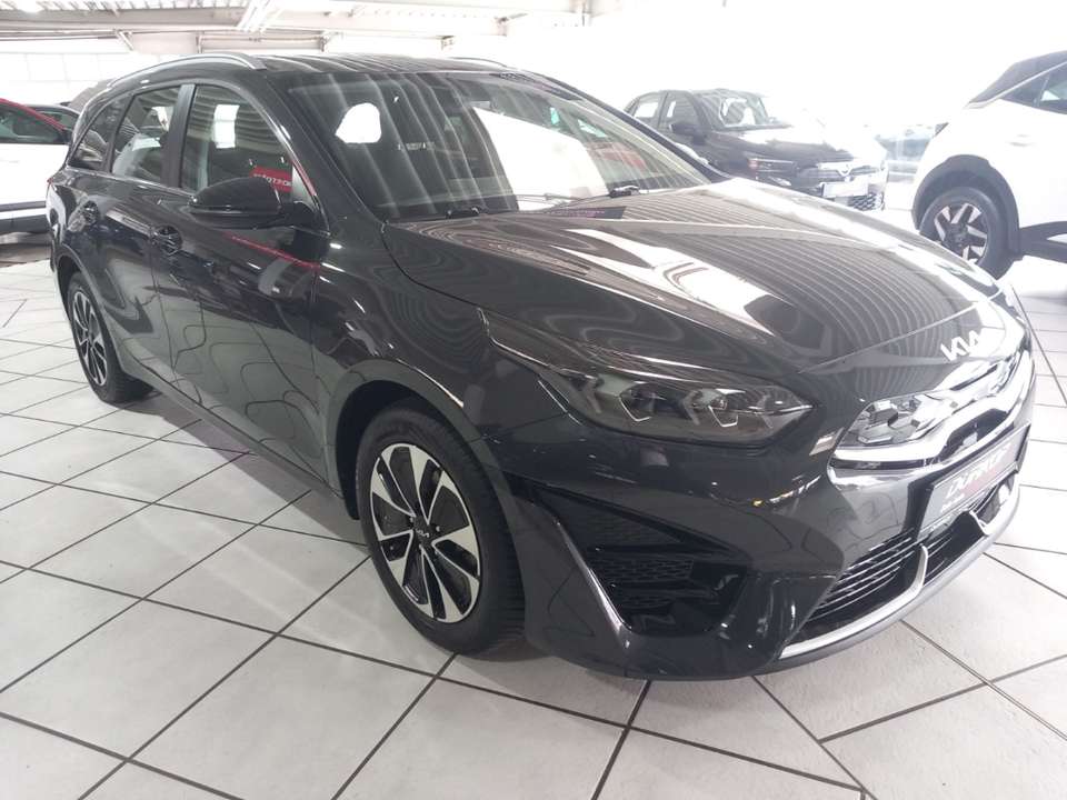 Kia Ceed SW / cee'd SW - Imagem 15