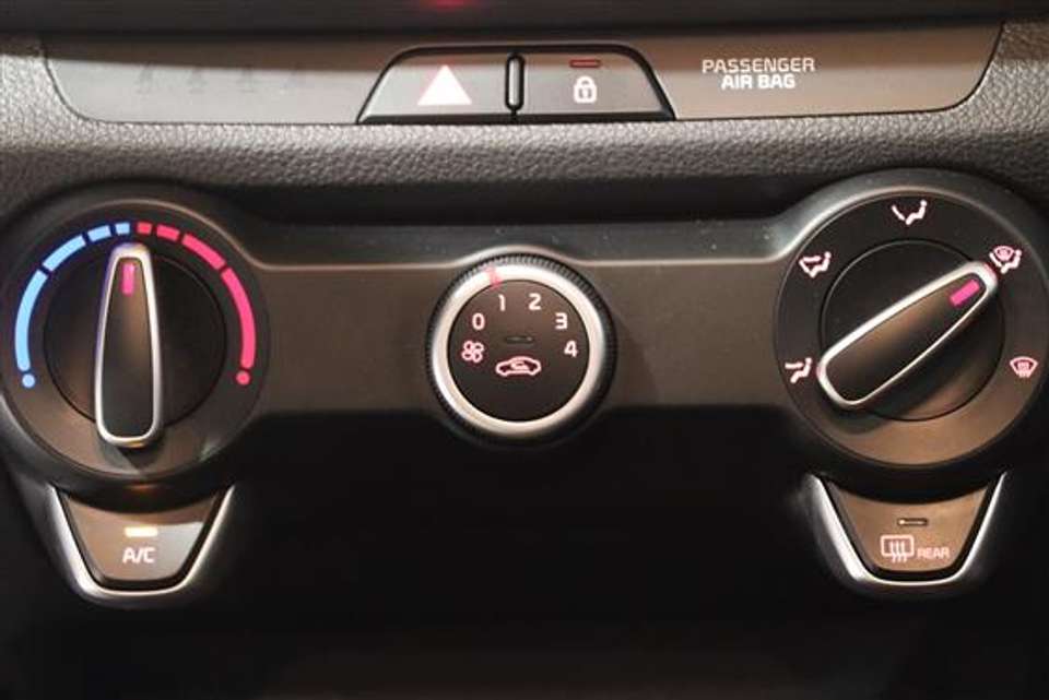 Kia Stonic - Imagem 13