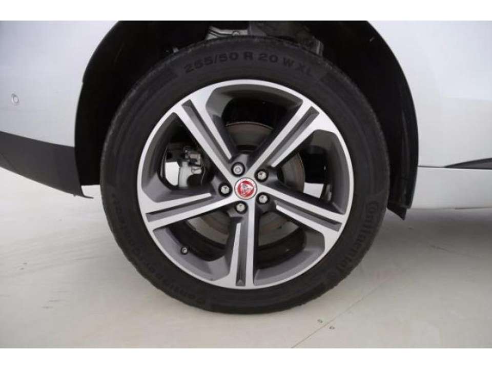 Jaguar F-Pace - Imagem 5