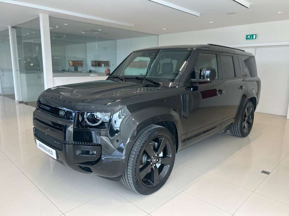 Land Rover Defender - Imagem 1