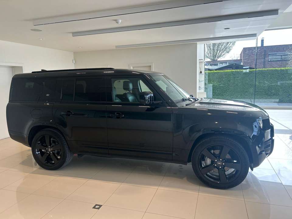 Land Rover Defender - Imagem 3