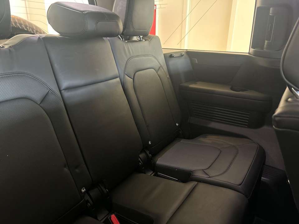 Land Rover Defender - Imagem 5