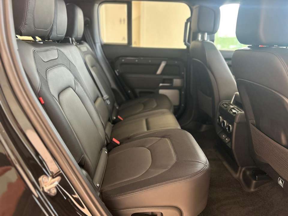 Land Rover Defender - Imagem 8