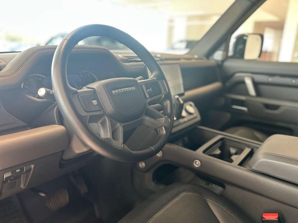 Land Rover Defender - Imagem 10