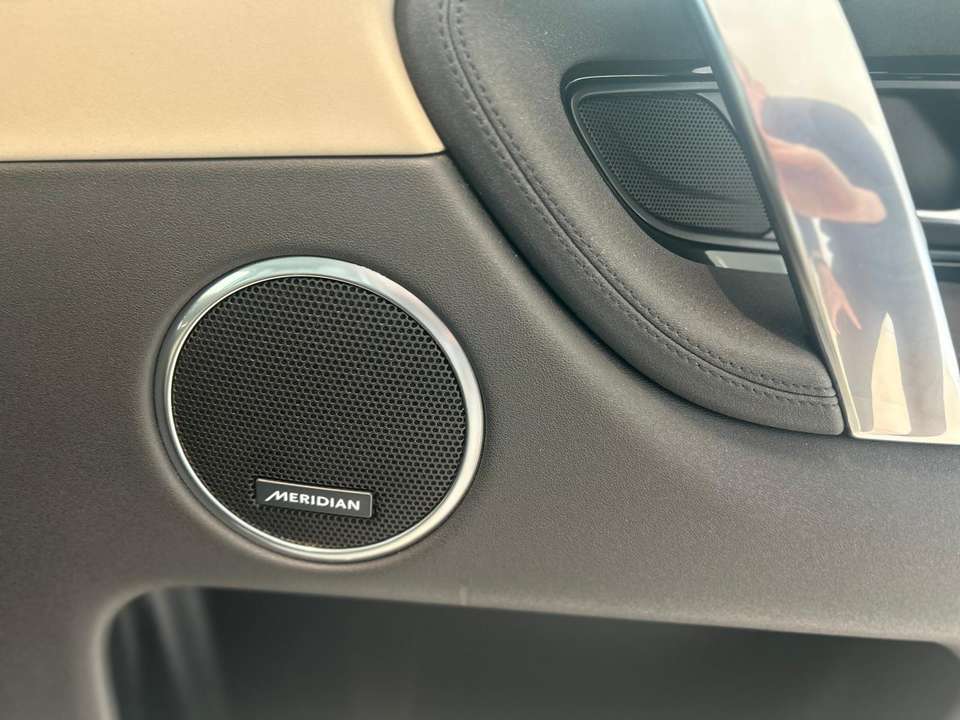 Land Rover Discovery Sport - Imagem 14