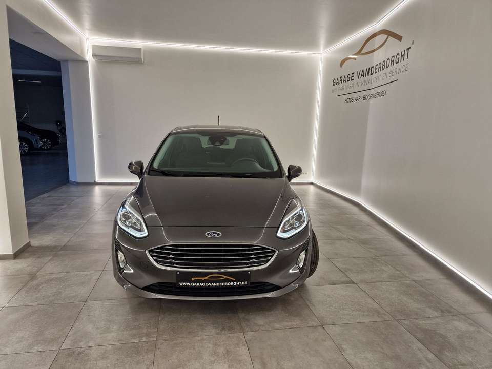 Ford Fiesta - Imagem 2