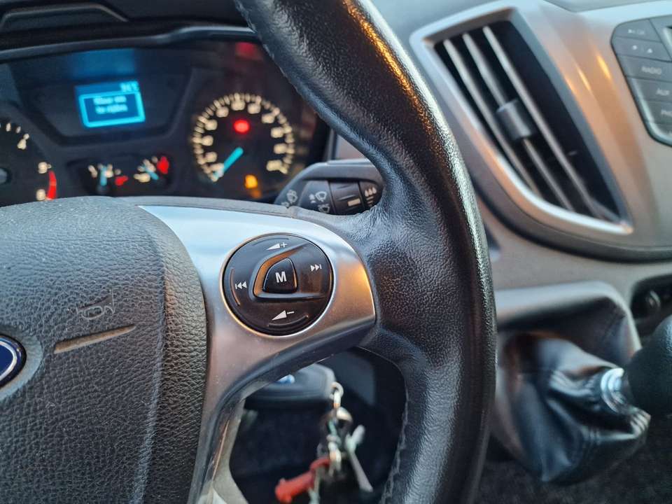 Ford Transit - Imagem 11