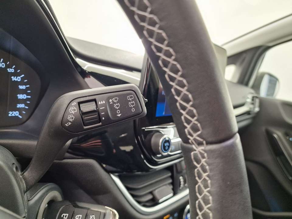 Ford Fiesta - Imagem 13