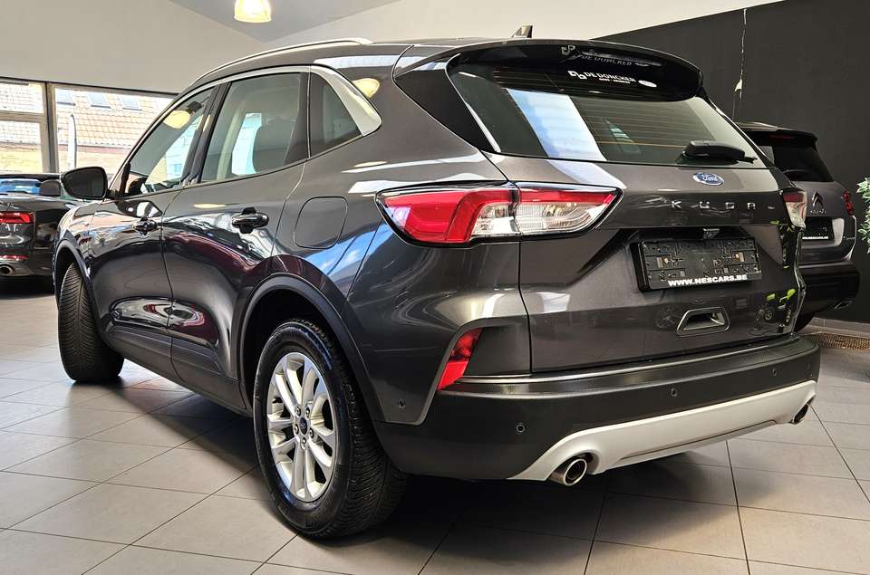 Ford Kuga - Imagem 8