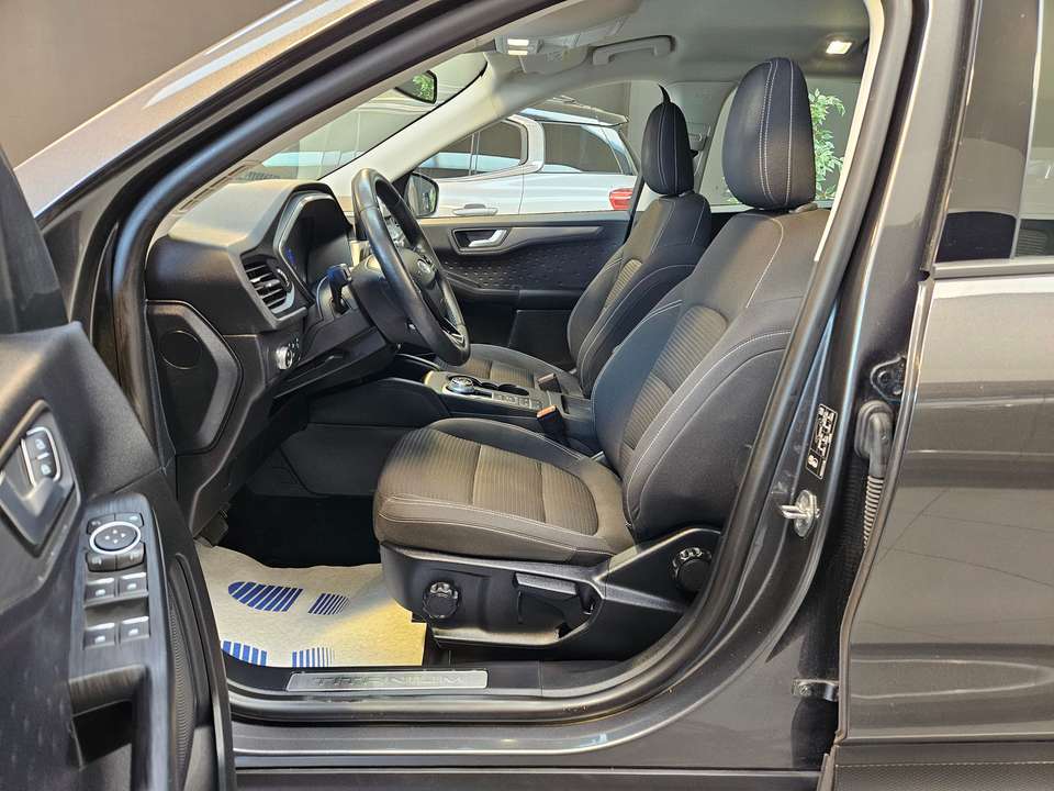 Ford Kuga - Imagem 10