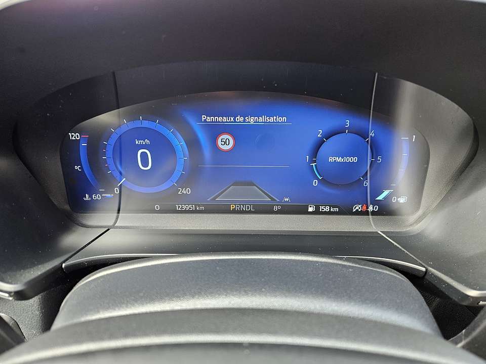 Ford Kuga - Imagem 14