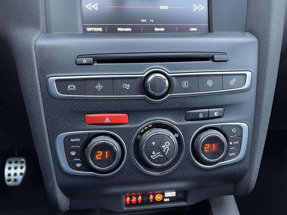 DS Automobiles DS 4 - Imagem 15