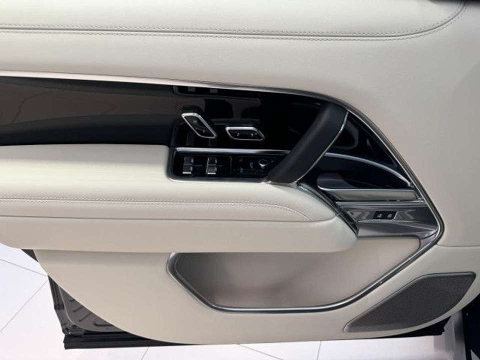 Land Rover Range Rover - Imagem 12