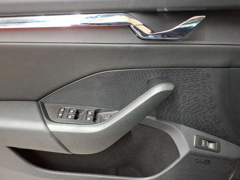 Skoda Octavia - Imagem 4