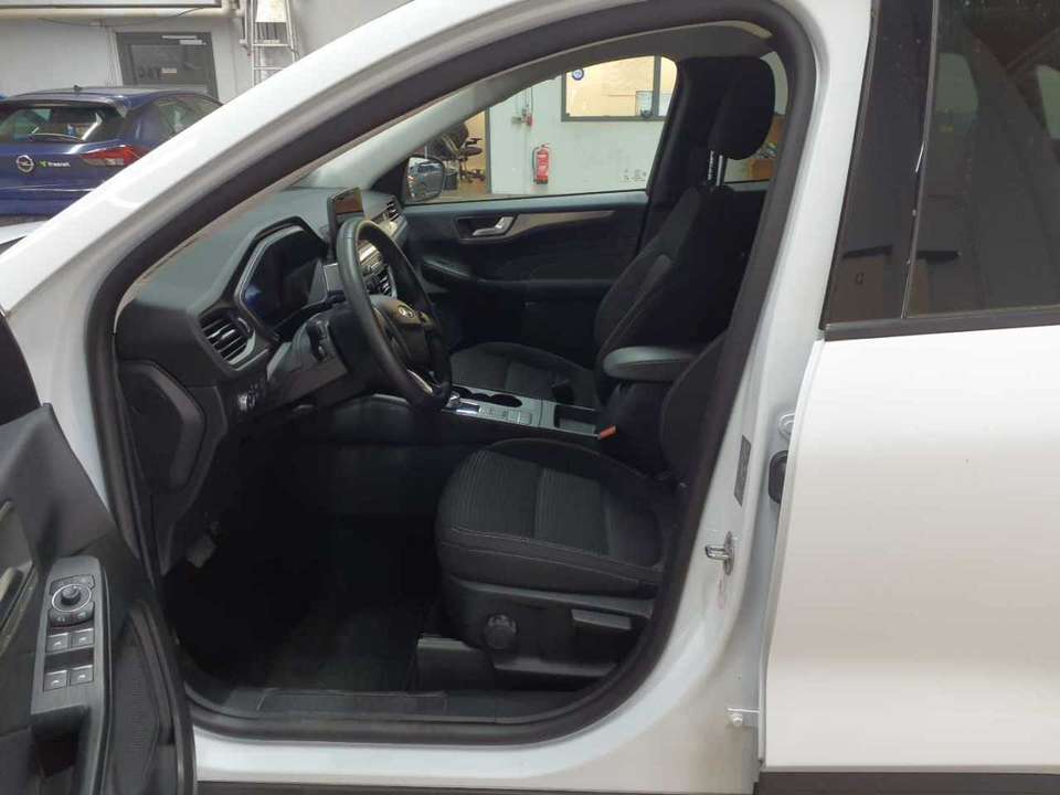 Ford Kuga - Imagem 3