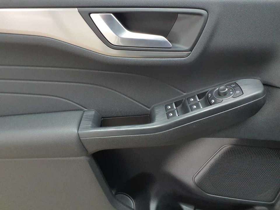 Ford Kuga - Imagem 4