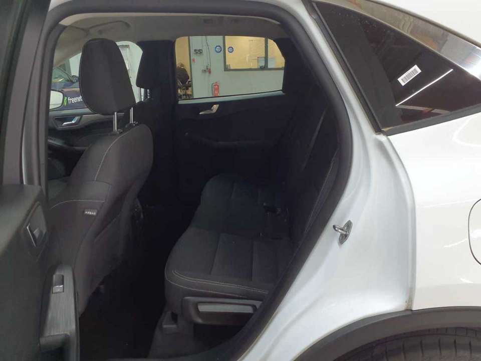 Ford Kuga - Imagem 5