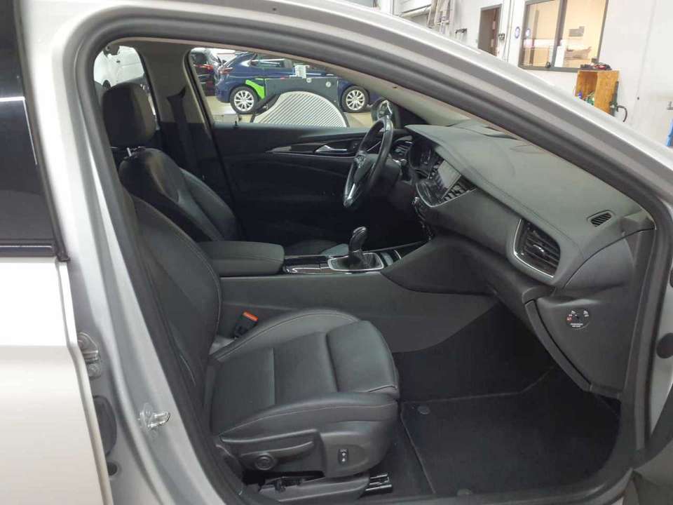 Opel Insignia - Imagem 13