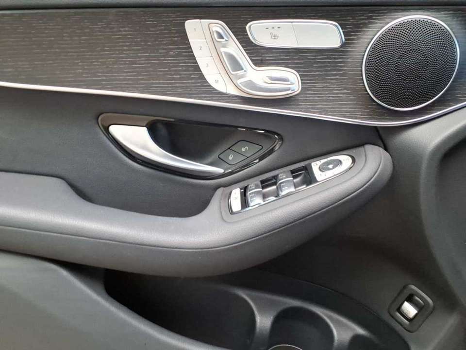 Mercedes-Benz GLC 220 - Imagem 4