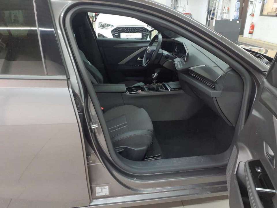 Opel Astra - Imagem 11