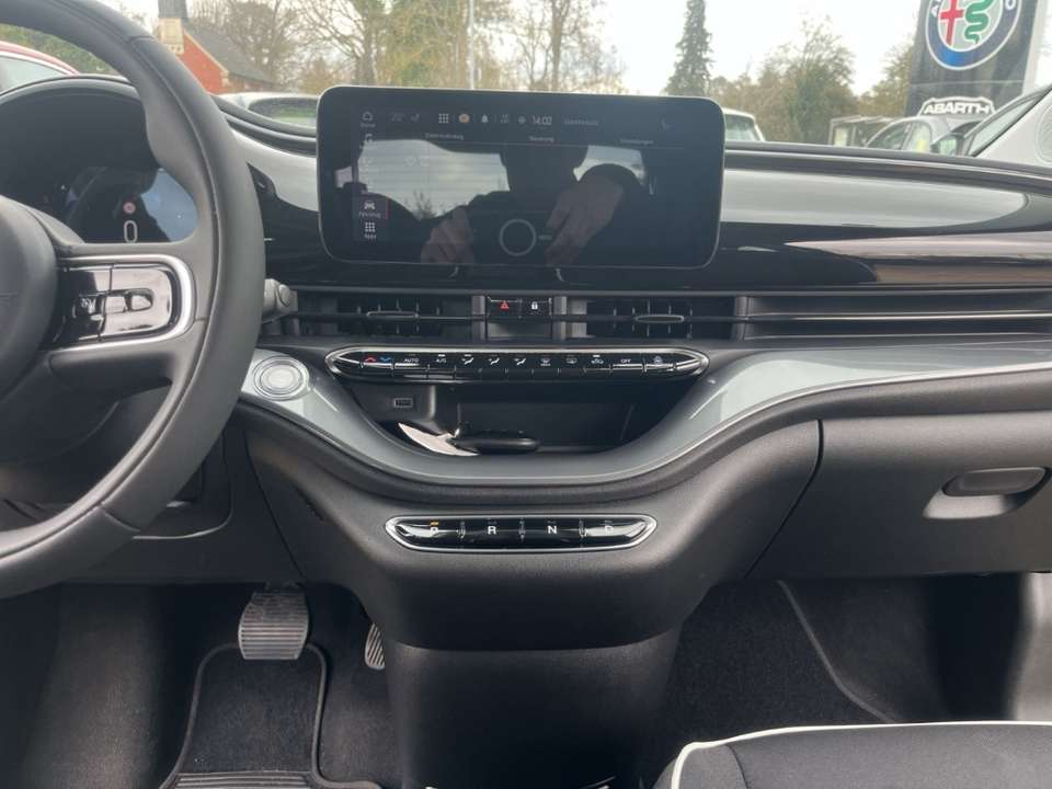 Fiat 500e - Imagem 11