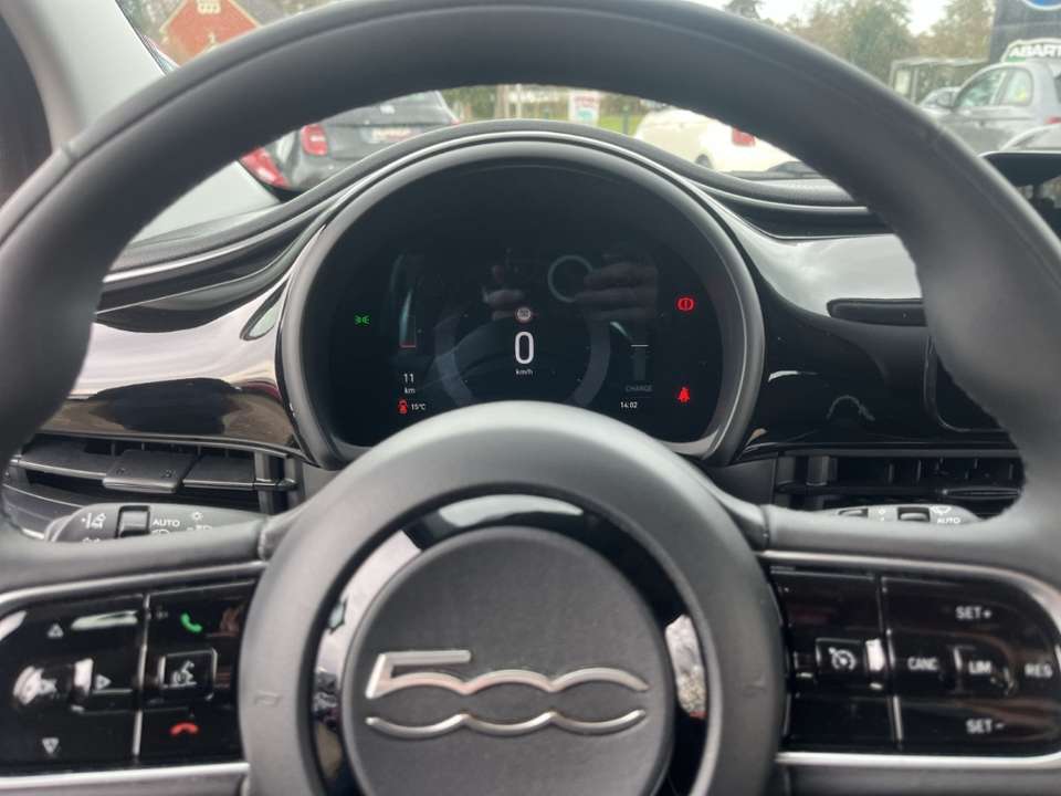 Fiat 500e - Imagem 12