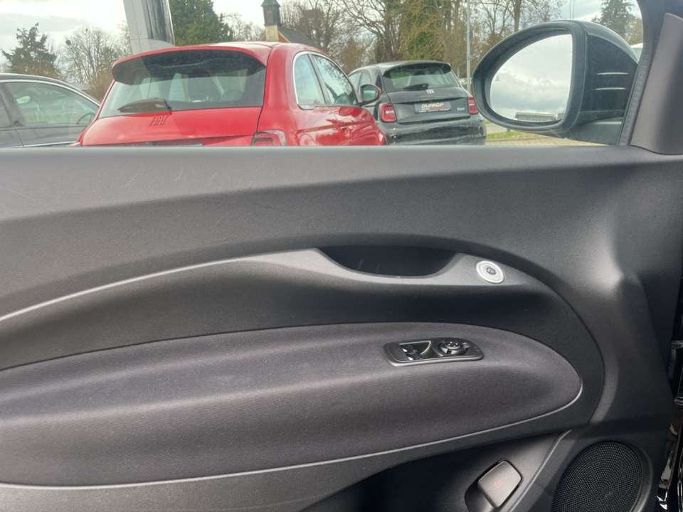 Fiat 500e - Imagem 13