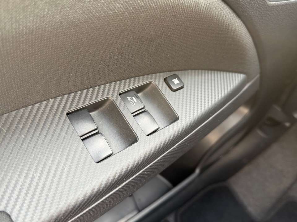 Mitsubishi Space Star - Imagem 18