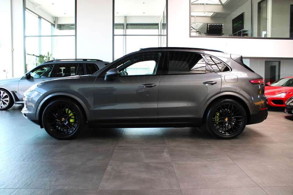 Porsche Cayenne - Imagem 3
