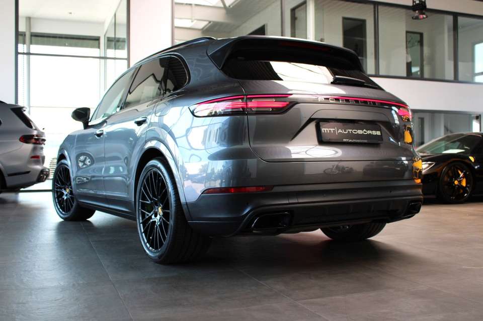 Porsche Cayenne - Imagem 5