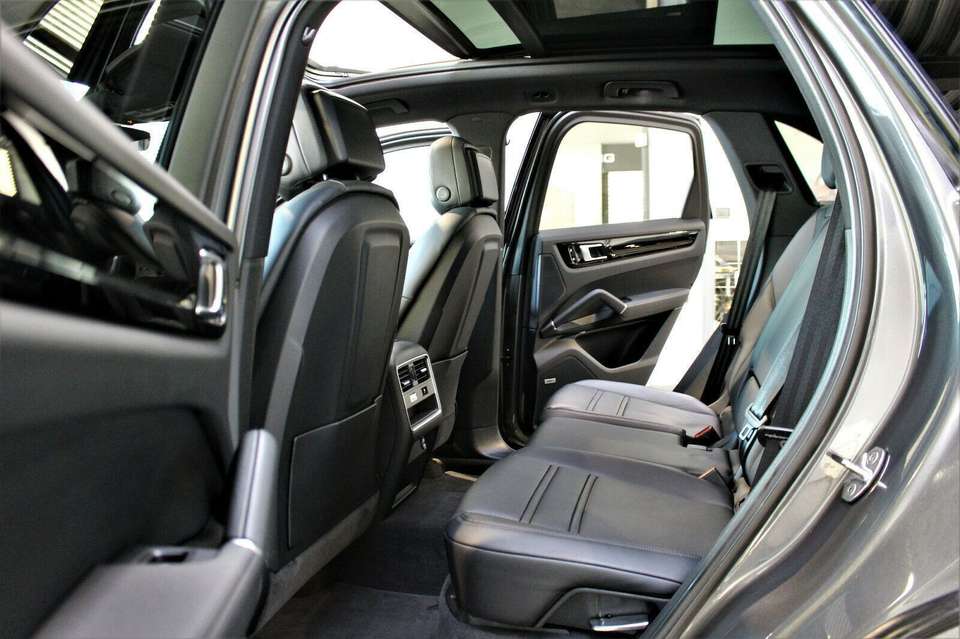 Porsche Cayenne - Imagem 11