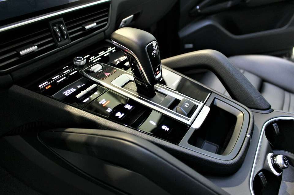 Porsche Cayenne - Imagem 15